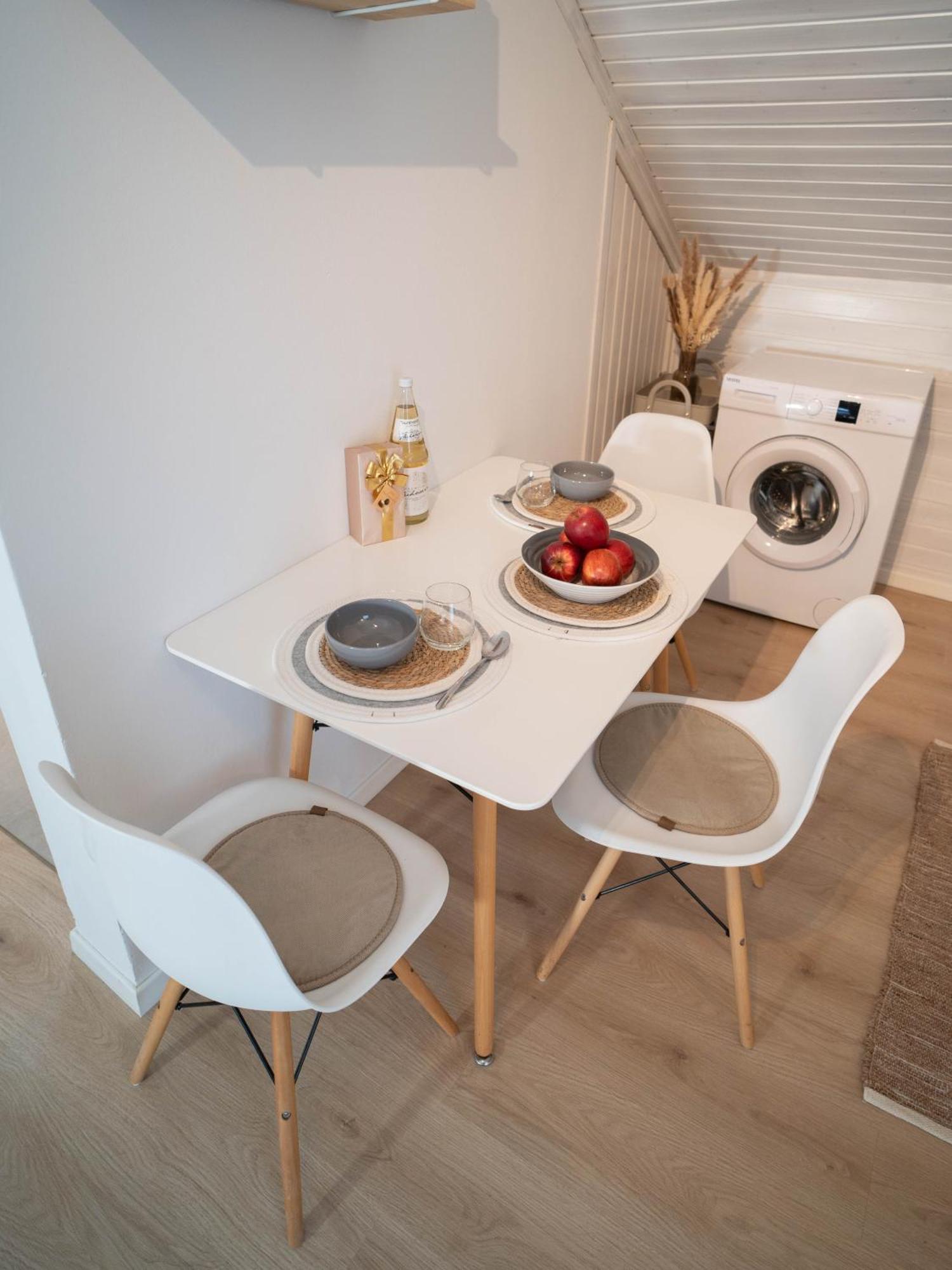 Charmantes Apartment Mit Balkon Mindelheim Exteriör bild